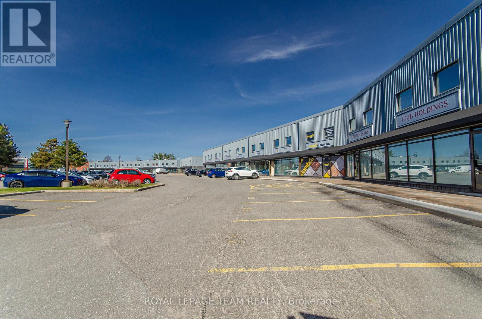 123 - 15 Capella Court, Ottawa, Ontario  K2E 7X1 - Photo 3 - X12522958