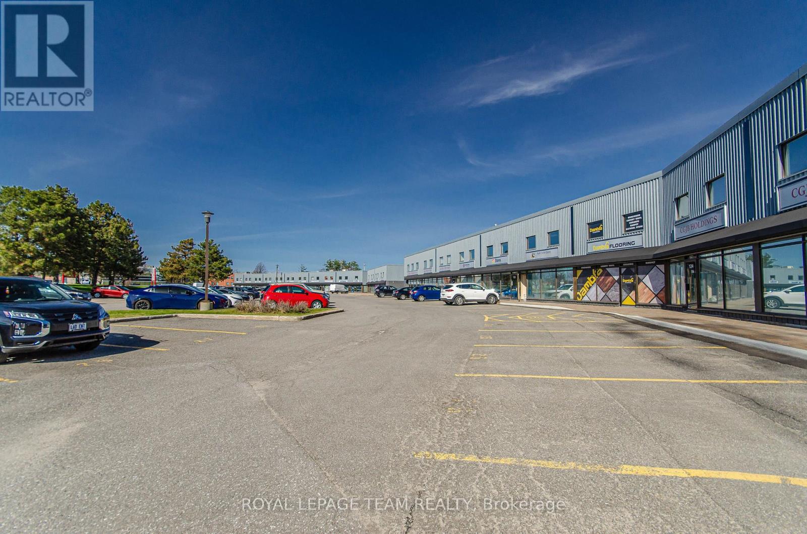 123 - 15 Capella Court, Ottawa, Ontario  K2E 7X1 - Photo 4 - X12522958