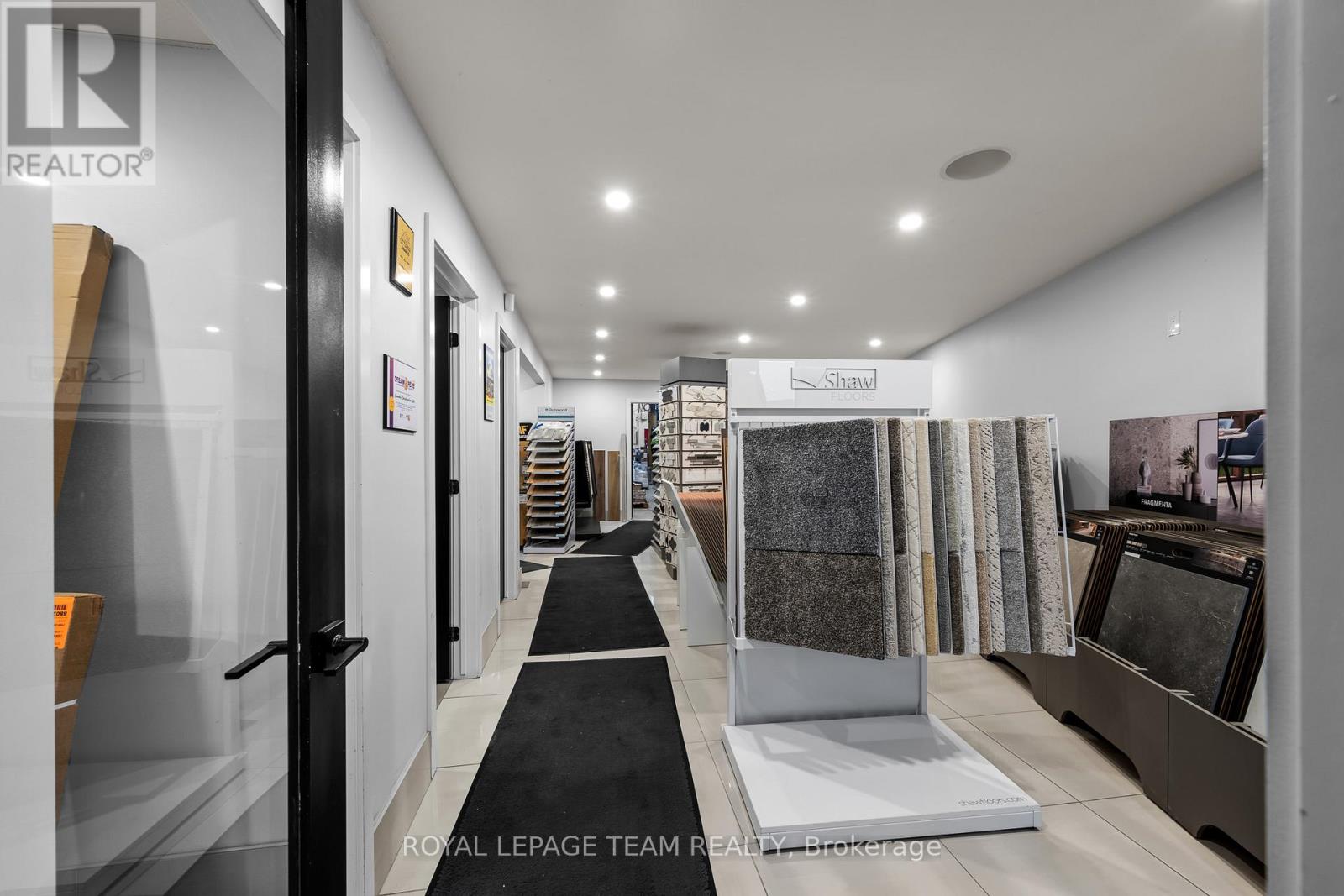 123 - 15 Capella Court, Ottawa, Ontario  K2E 7X1 - Photo 8 - X12522958