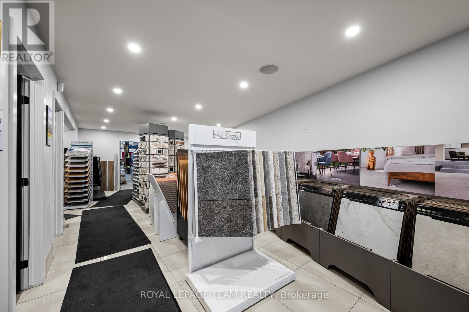 123 - 15 Capella Court, Ottawa, Ontario  K2E 7X1 - Photo 9 - X12522958