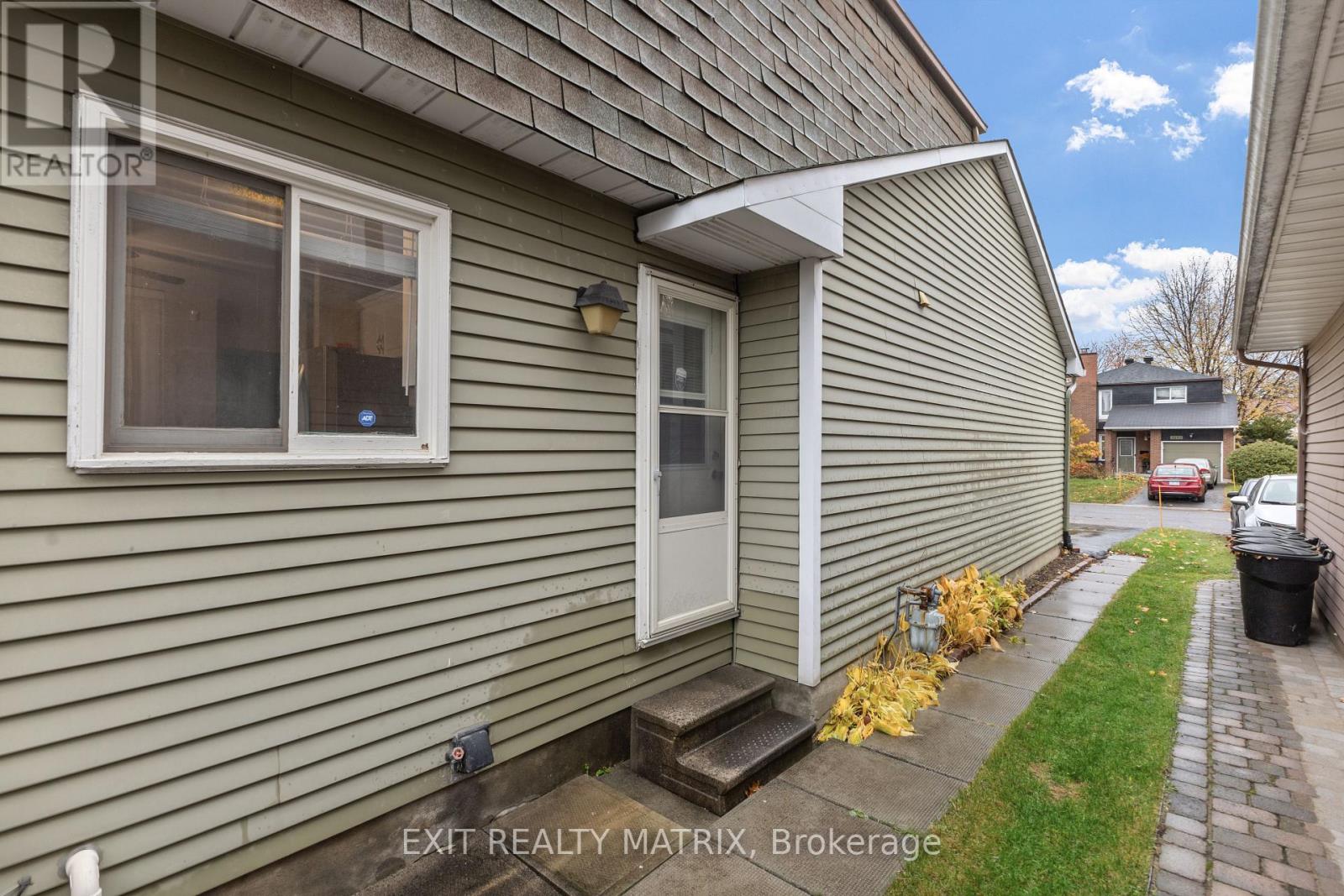 1094 St Lucia Place, Ottawa, Ontario  K1C 2G3 - Photo 32 - X12522978