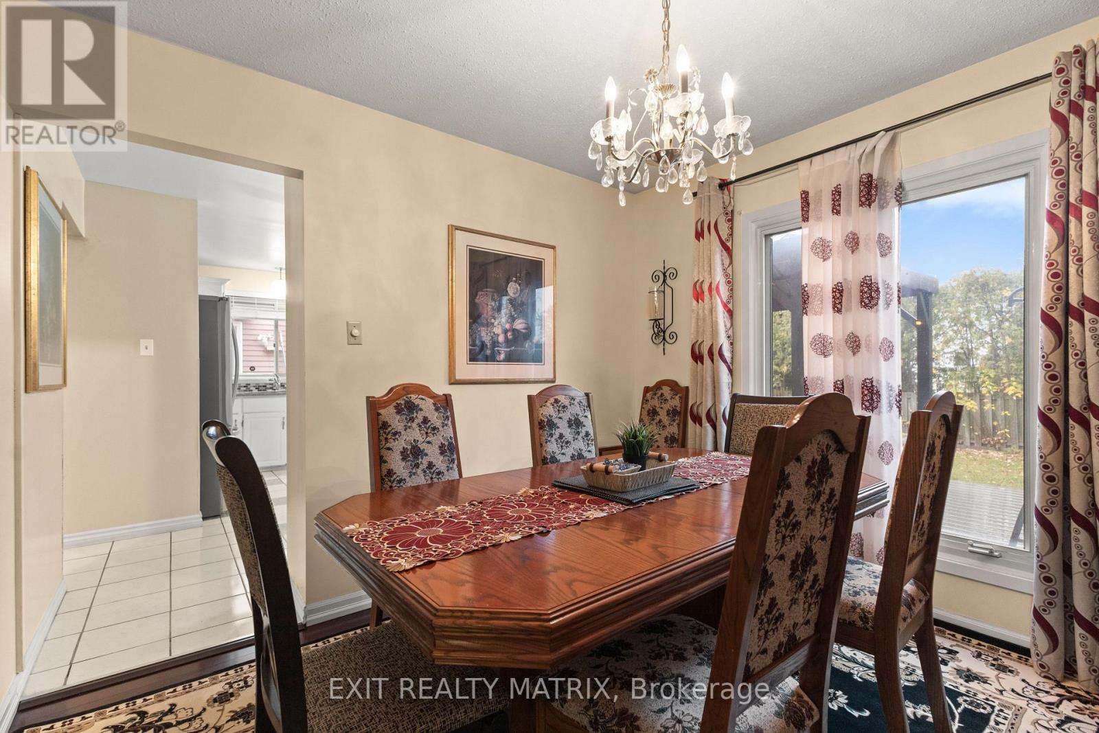 1094 St Lucia Place, Ottawa, Ontario  K1C 2G3 - Photo 8 - X12522978