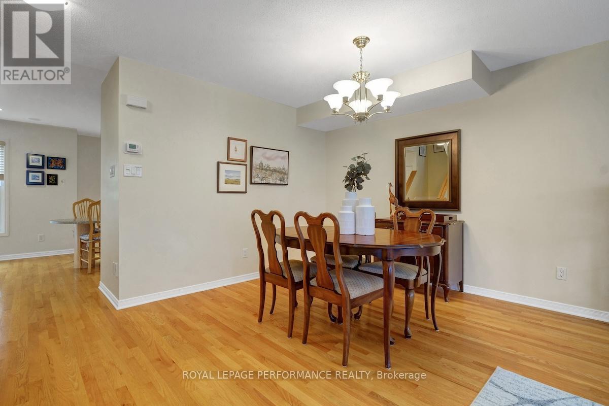 169 Arcola Private, Ottawa, Ontario K1K 4W9 - Photo 14 - X12523072