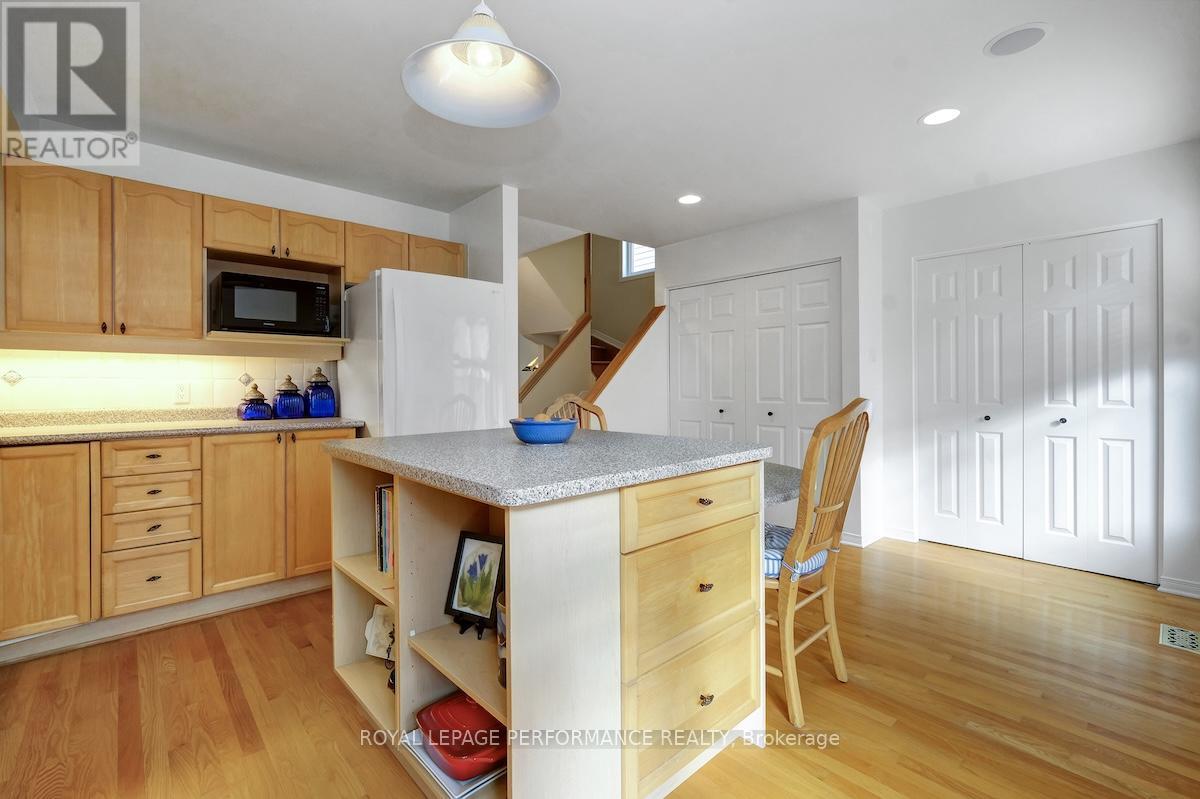 169 Arcola Private, Ottawa, Ontario K1K 4W9 - Photo 18 - X12523072