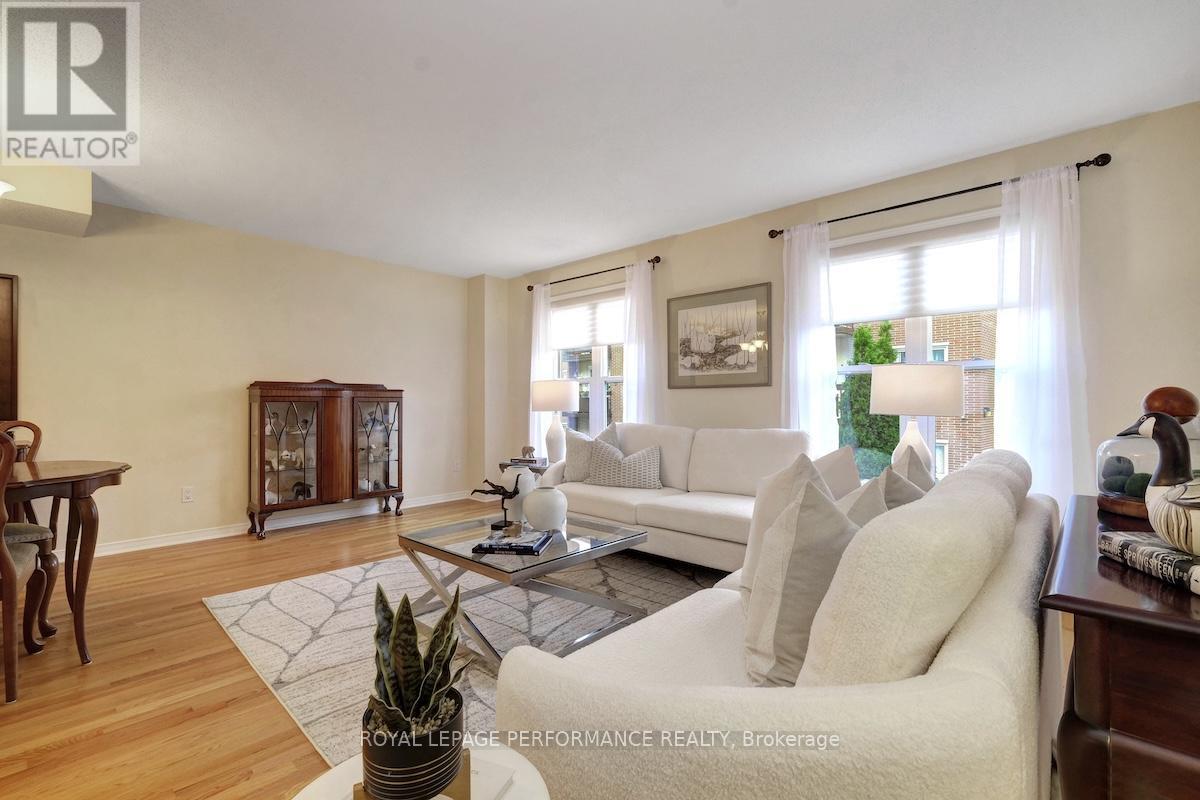 169 Arcola Private, Ottawa, Ontario K1K 4W9 - Photo 9 - X12523072