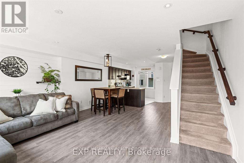 517 Simran Private, Ottawa, Ontario  K2J 3T3 - Photo 8 - X12523078