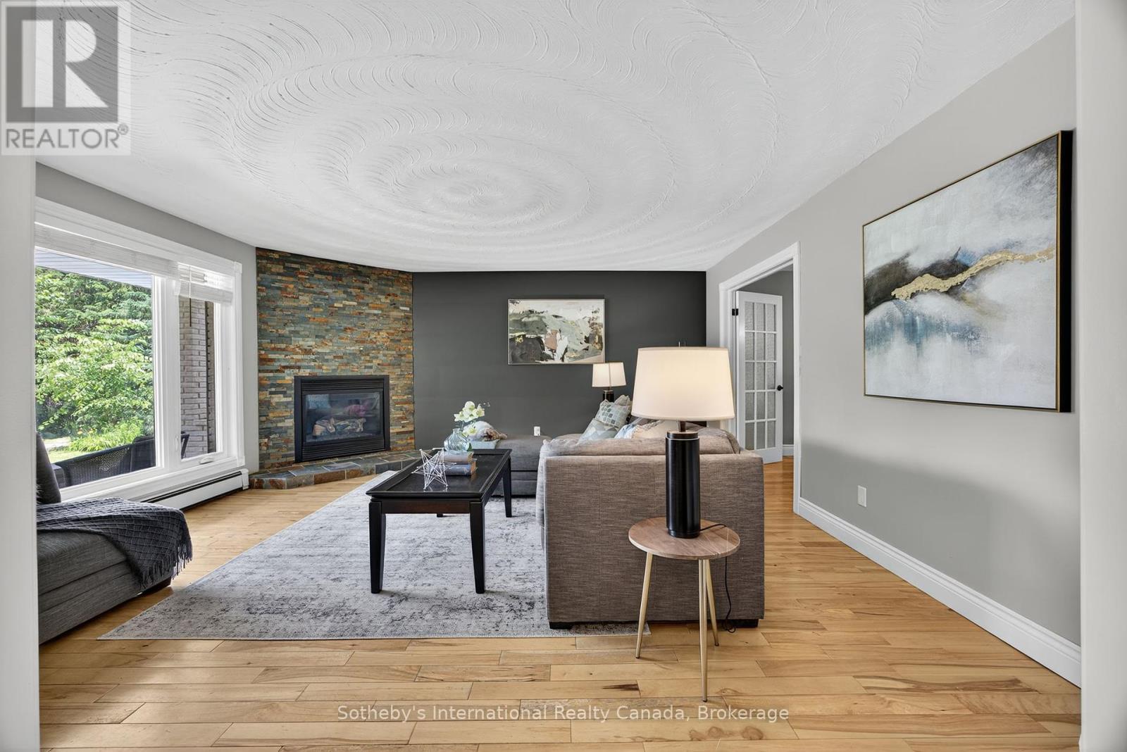 79 Caroline Street W, Clearview, Ontario  L0M 1G0 - Photo 14 - S12415345