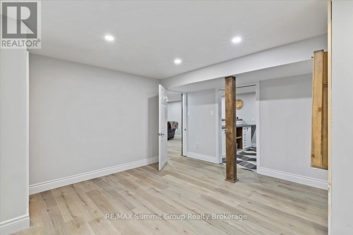 20 Mcgregor Court, Southgate, Ontario N0C 1B0 - Photo 29 - X12518946