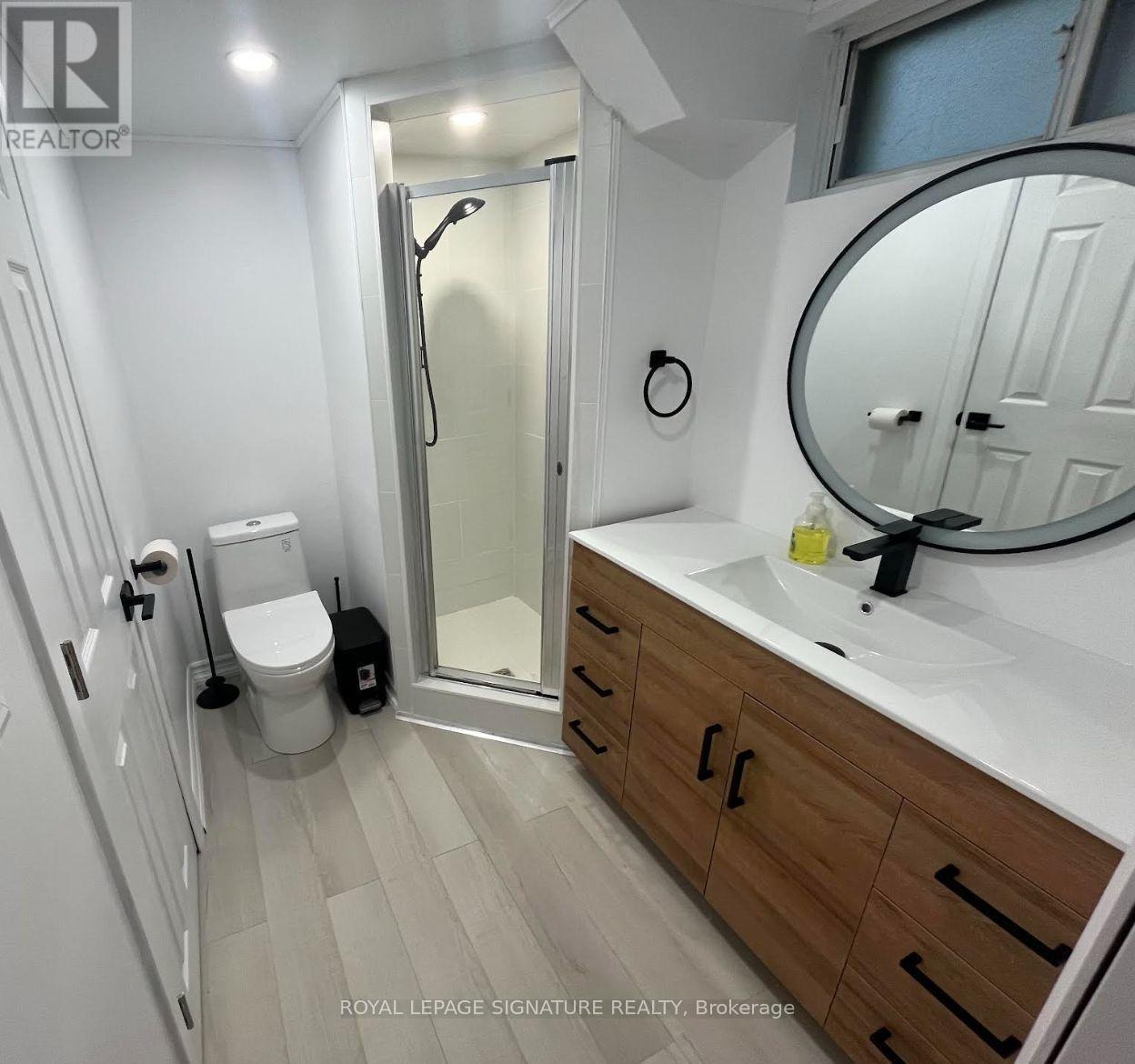 B - 203 Caledonia Road, Toronto, Ontario M6E 4S9 - Photo 14 - W12520942