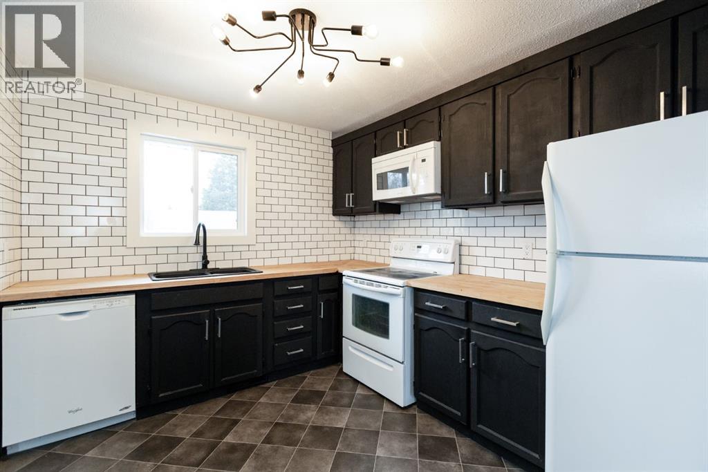 5008 39 Street, Innisfail, Alberta  T4G 1H7 - Photo 19 - A2269633