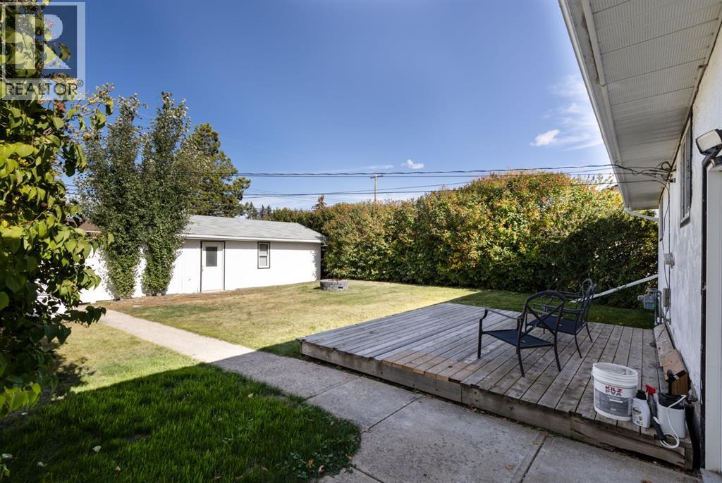 5008 39 Street, Innisfail, Alberta  T4G 1H7 - Photo 5 - A2269633