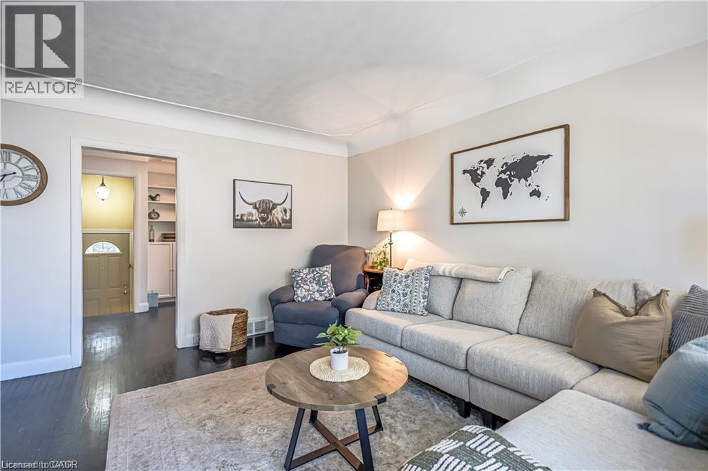 487 East 37th Street, Hamilton, Ontario L8V 4C1 - Photo 16 - 40786675