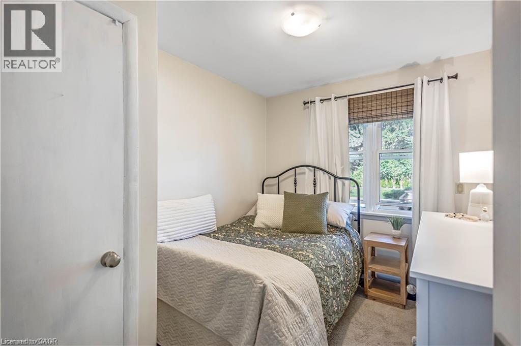 487 East 37th Street, Hamilton, Ontario L8V 4C1 - Photo 17 - 40786675