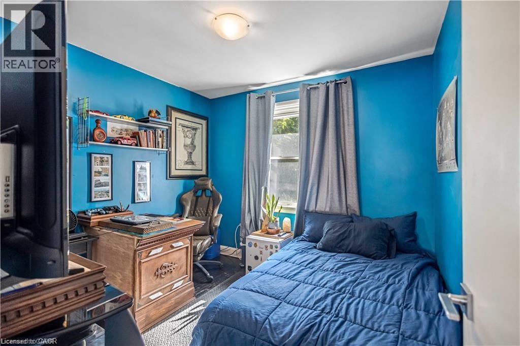 487 East 37th Street, Hamilton, Ontario L8V 4C1 - Photo 18 - 40786675