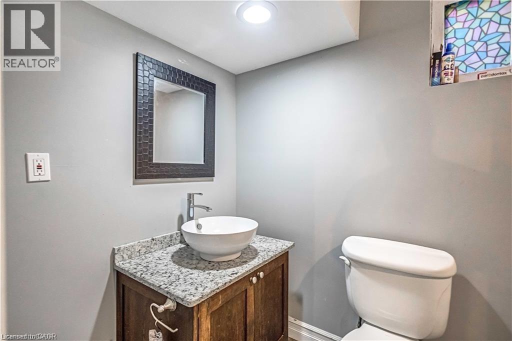 487 East 37th Street, Hamilton, Ontario L8V 4C1 - Photo 24 - 40786675