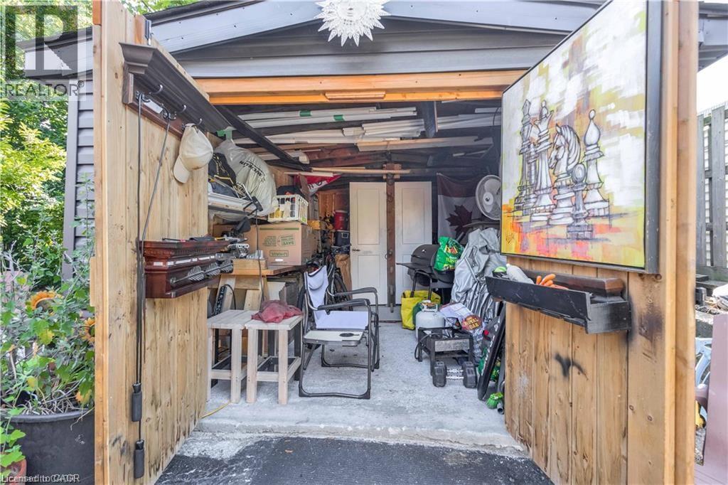 487 East 37th Street, Hamilton, Ontario L8V 4C1 - Photo 33 - 40786675