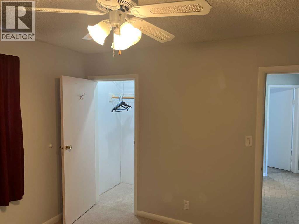 324 2  W, Bow Island, Alberta  T0K 0G0 - Photo 14 - A2212052