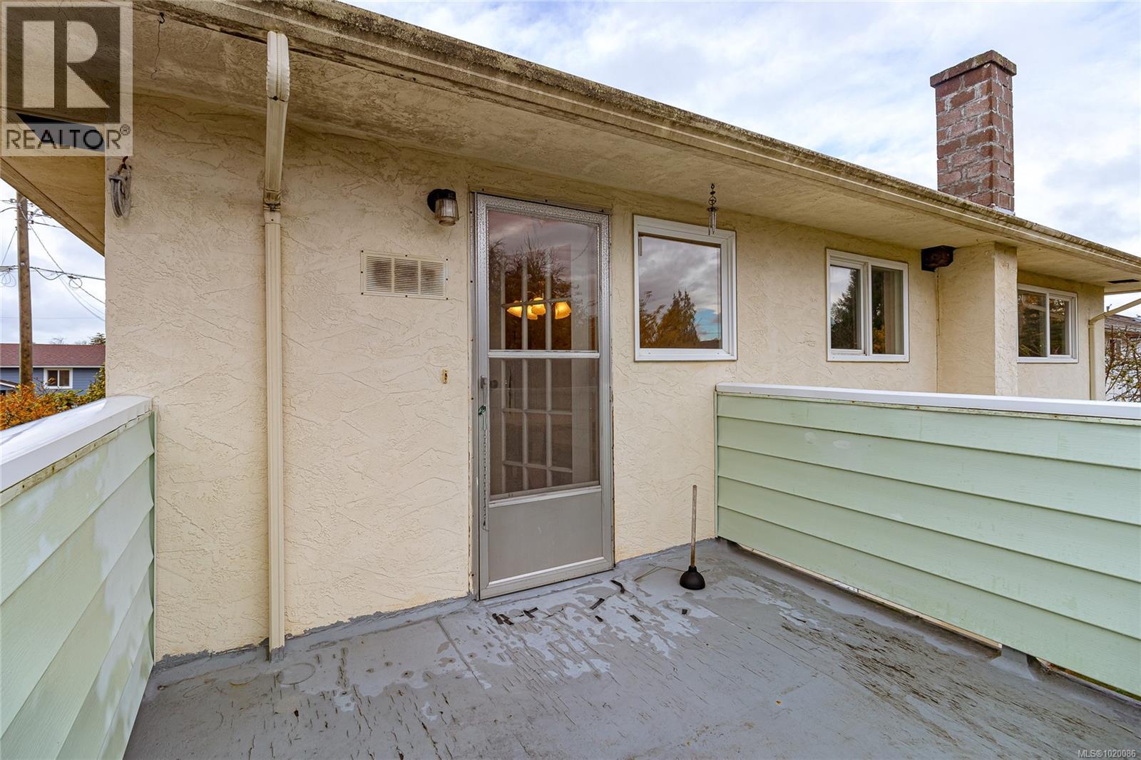 1711 Teakwood Rd, Saanich, British Columbia  V8P 3C8 - Photo 21 - 1020086