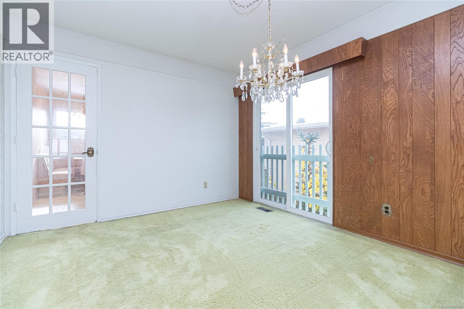 1711 Teakwood Rd, Saanich, British Columbia  V8P 3C8 - Photo 6 - 1020086