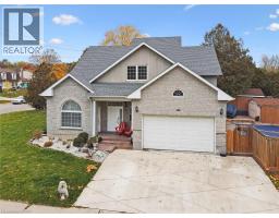 122 GRAND RIVER Boulevard, Kitchener, Ontario