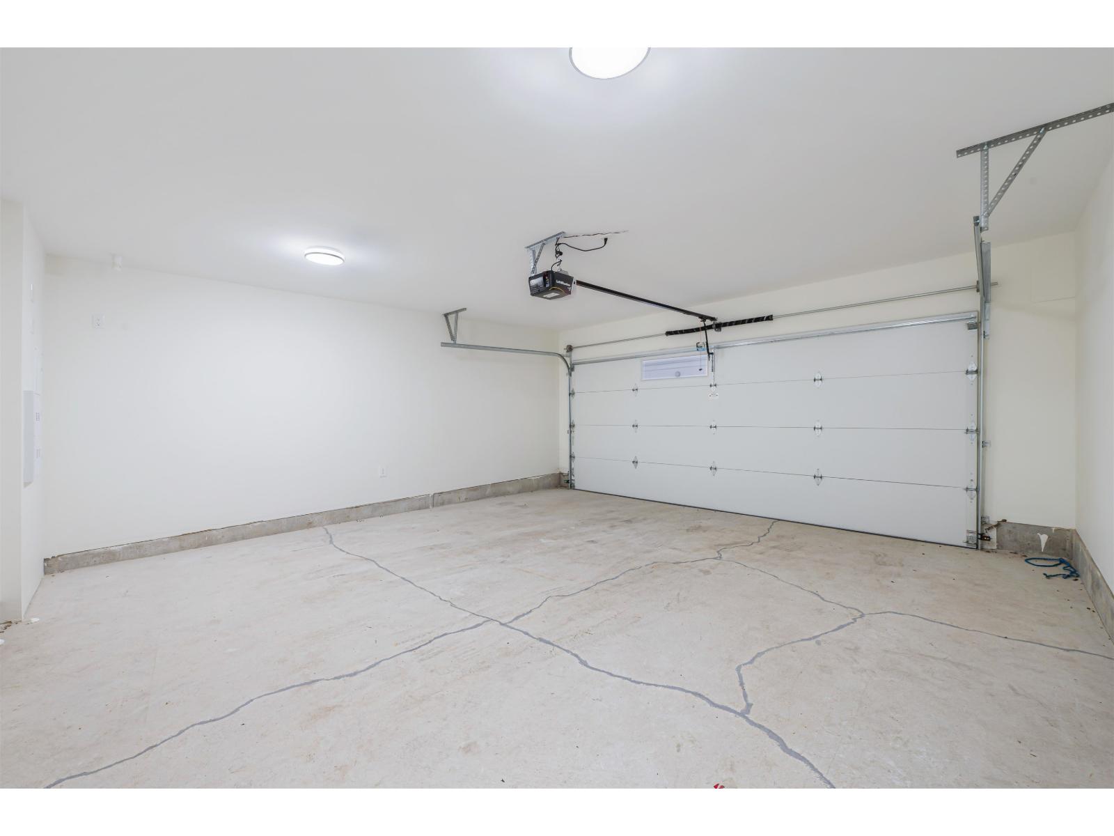 11 8181 135a Street, Surrey, British Columbia V3W 3N8 - Photo 31 - R3063721