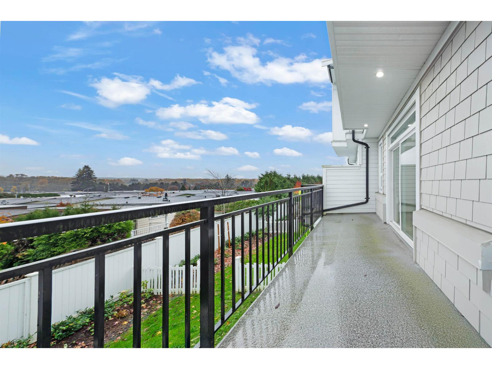 11 8181 135a Street, Surrey, British Columbia V3W 3N8 - Photo 35 - R3063721