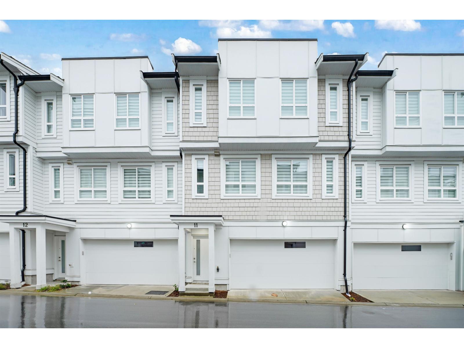 11 8181 135a Street, Surrey, British Columbia V3W 3N8 - Photo 3 - R3063721