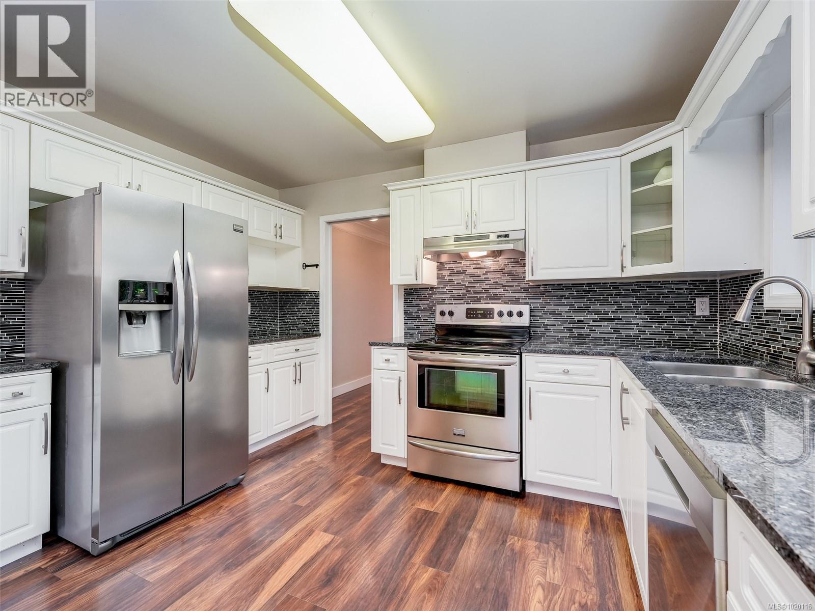 6864 Grant Rd W, Sooke, British Columbia  V9Z 0L7 - Photo 6 - 1020116