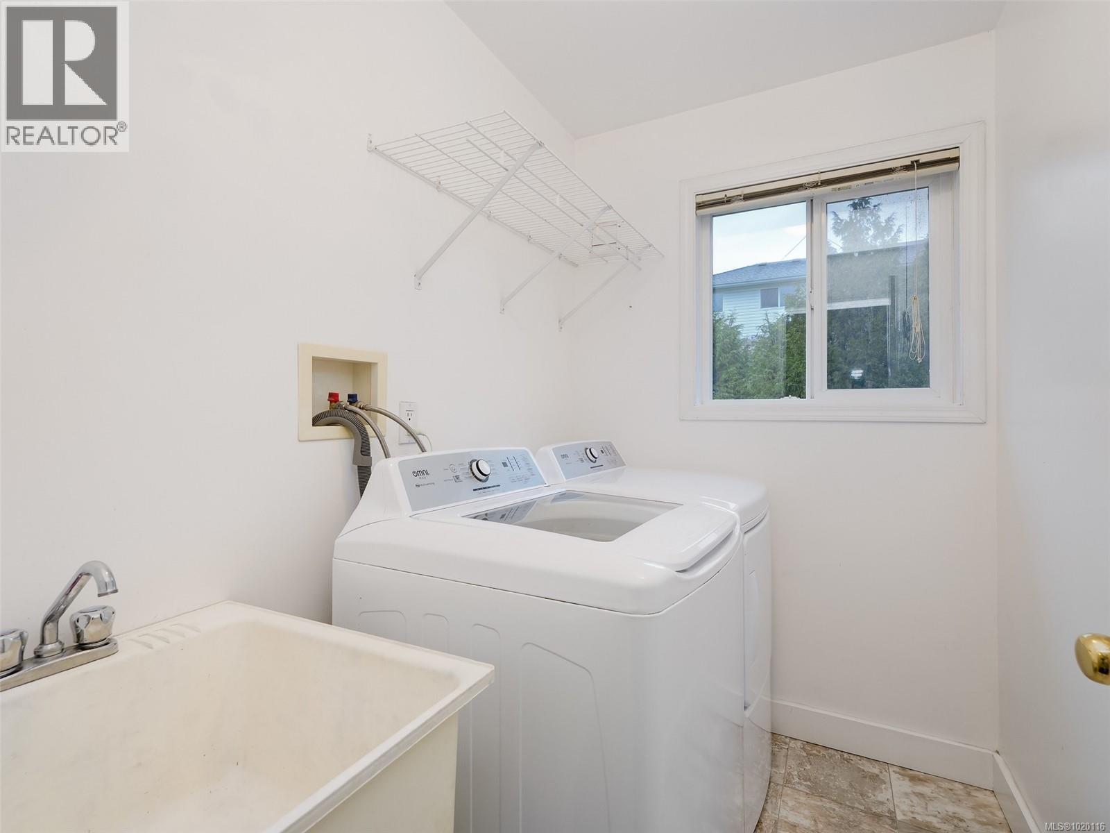 6864 Grant Rd W, Sooke, British Columbia  V9Z 0L7 - Photo 14 - 1020116