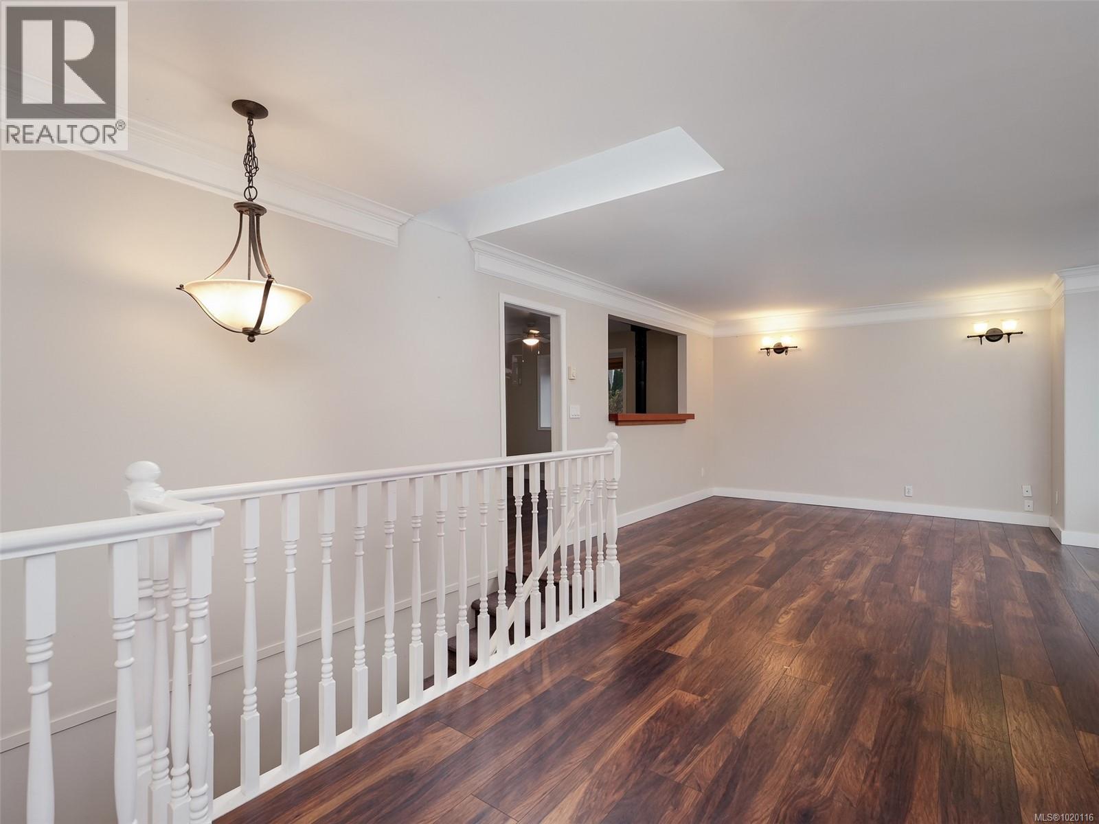 6864 Grant Rd W, Sooke, British Columbia  V9Z 0L7 - Photo 3 - 1020116