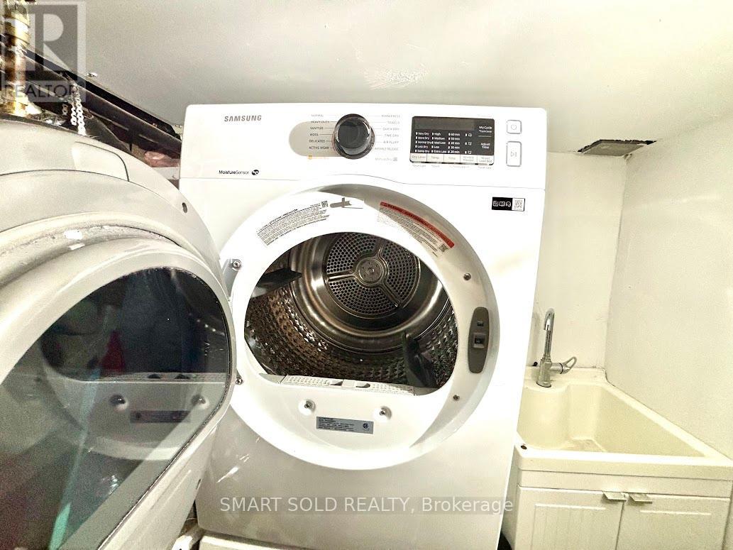 Bsmt - 856 Shaw Street, Toronto, Ontario  M6G 3M2 - Photo 11 - W12522722