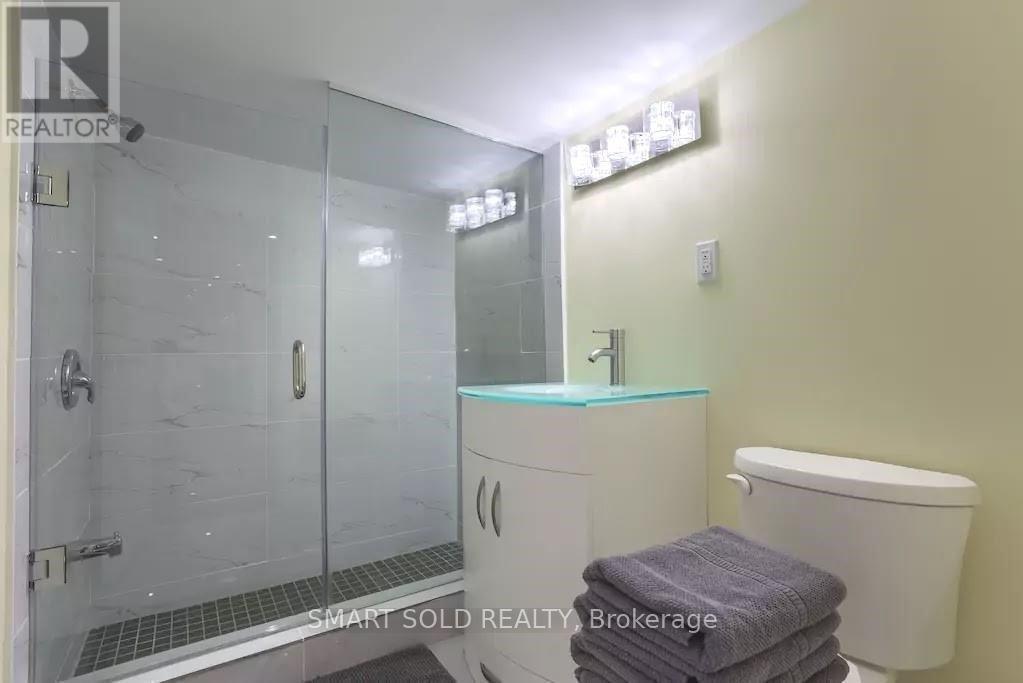 Bsmt - 856 Shaw Street, Toronto, Ontario  M6G 3M2 - Photo 9 - W12522722