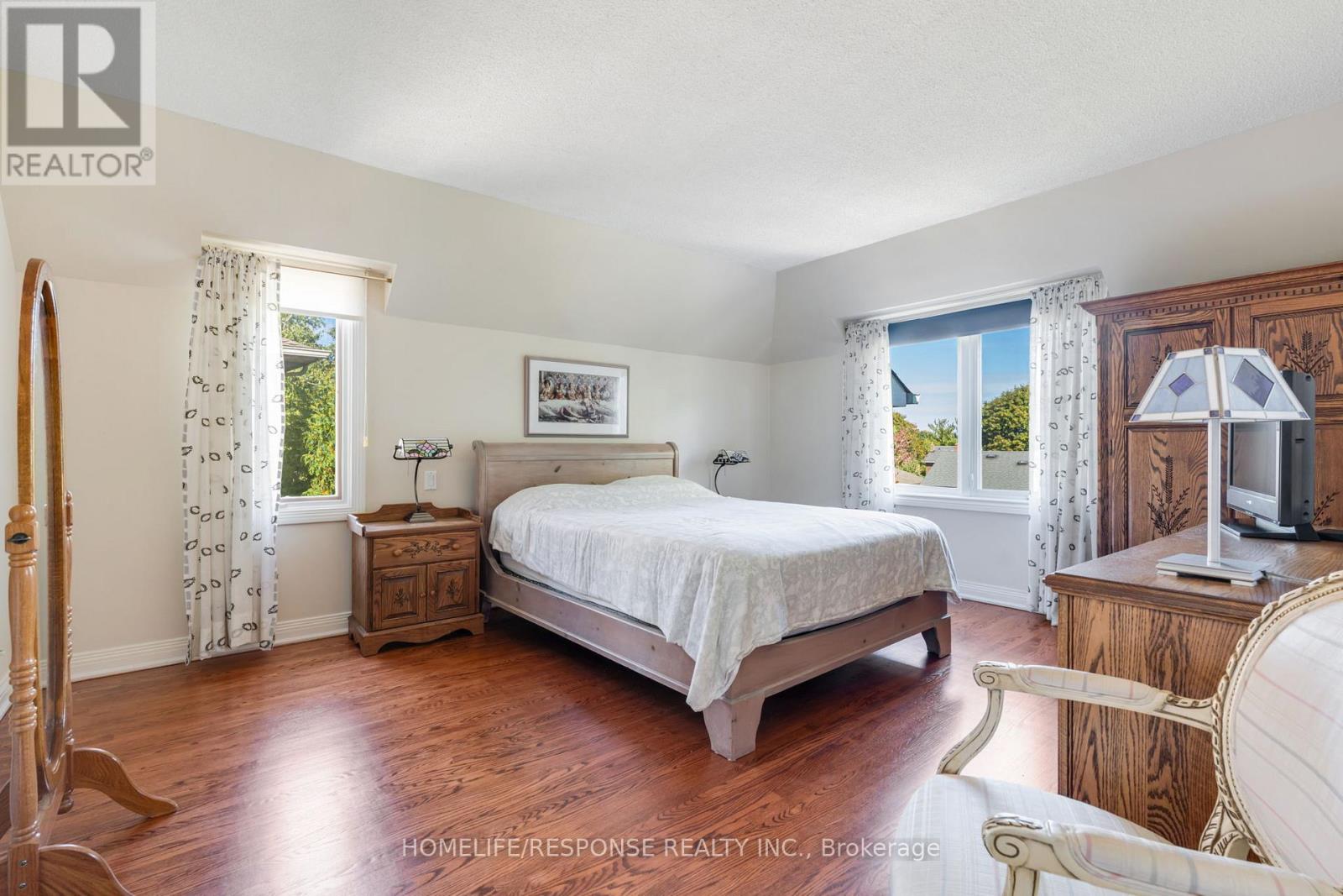 2543 King Forrest Drive, Mississauga, Ontario  L5K 2E5 - Photo 17 - W12522750