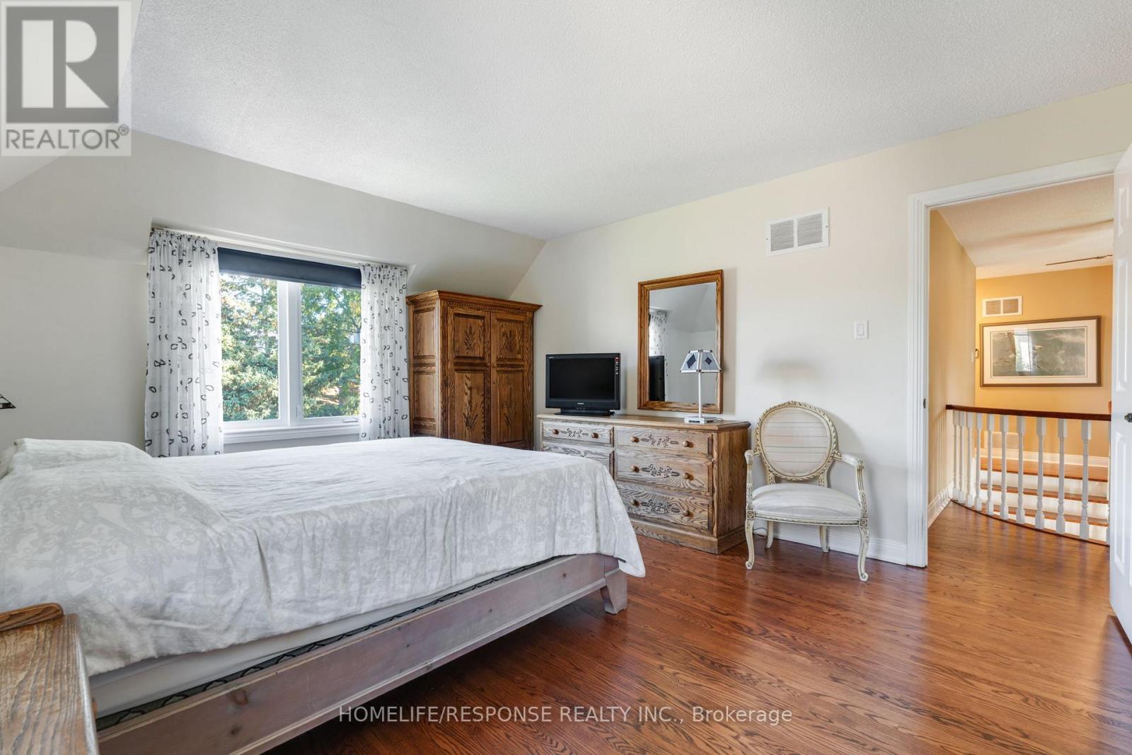 2543 King Forrest Drive, Mississauga, Ontario  L5K 2E5 - Photo 18 - W12522750