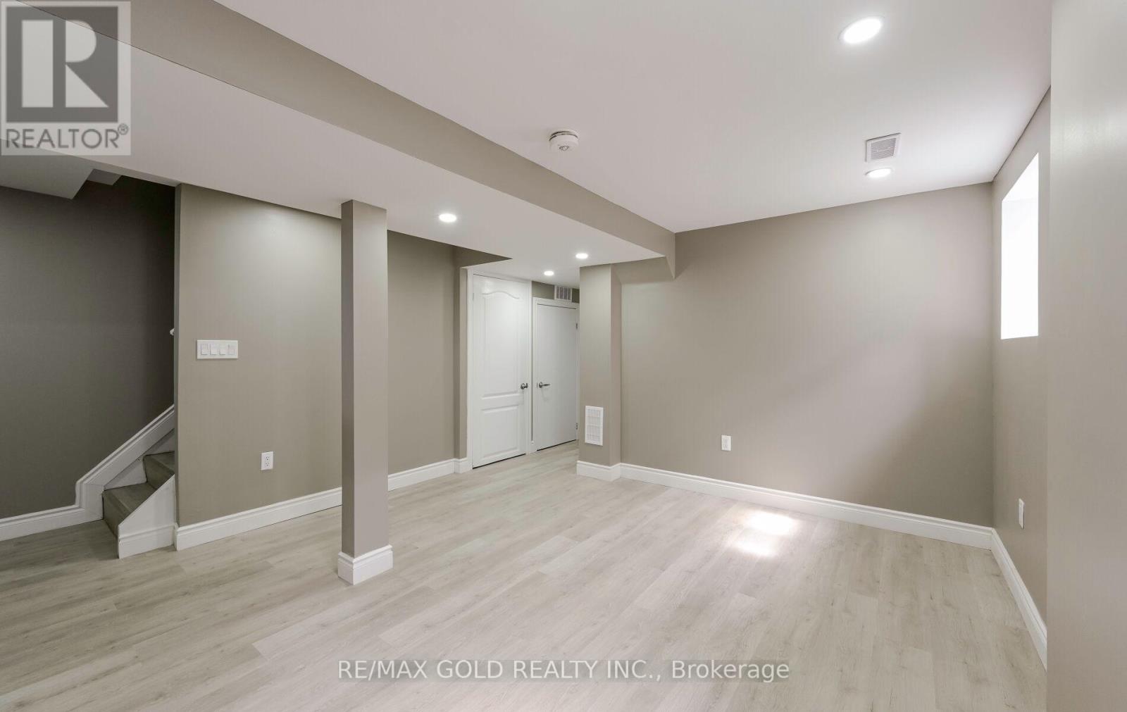 11 Huronia Court, Brampton, Ontario  L6S 2C7 - Photo 23 - W12522752