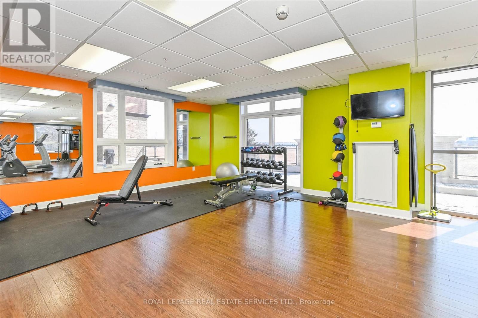 402 - 5020 Corporate Drive, Burlington, Ontario  L7L 0H7 - Photo 37 - W12522772