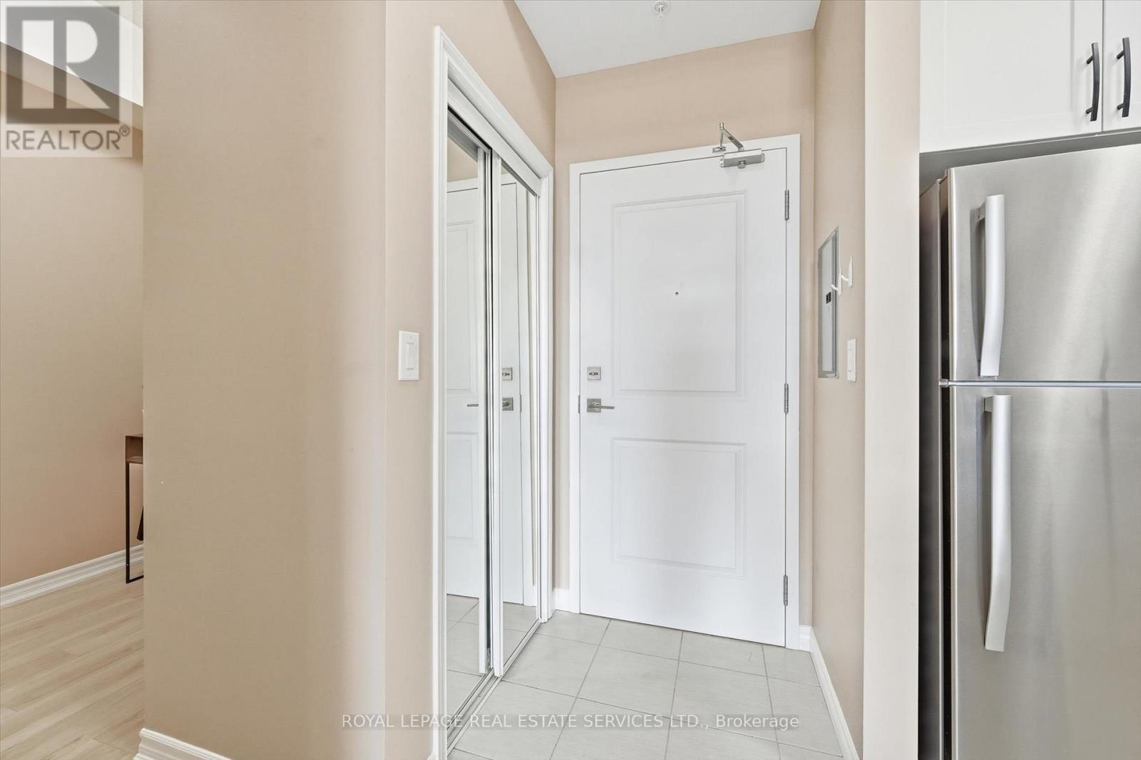 402 - 5020 Corporate Drive, Burlington, Ontario  L7L 0H7 - Photo 7 - W12522772