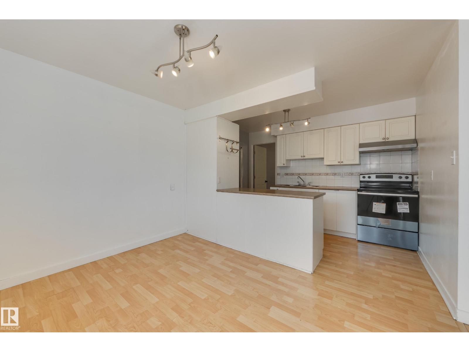 161 Royal Rd Nw, Edmonton, Alberta  T5J 2E7 - Photo 10 - E4465112