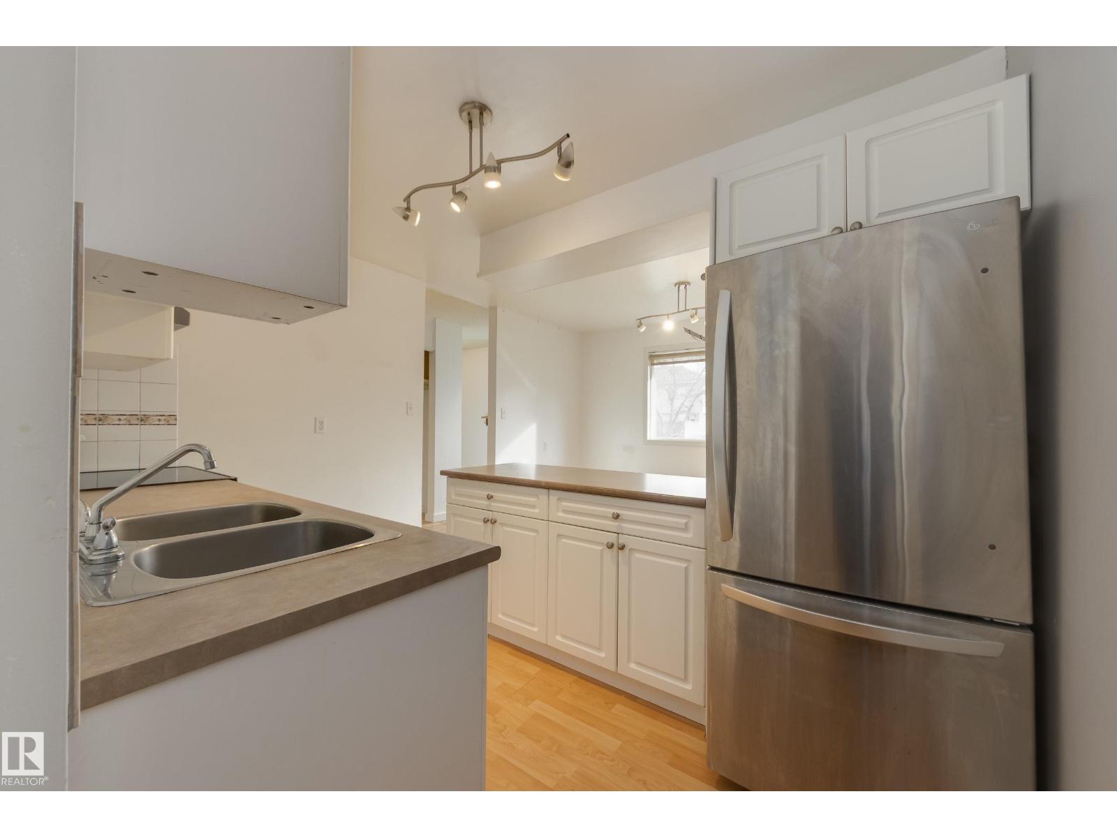 161 Royal Rd Nw, Edmonton, Alberta  T5J 2E7 - Photo 14 - E4465112