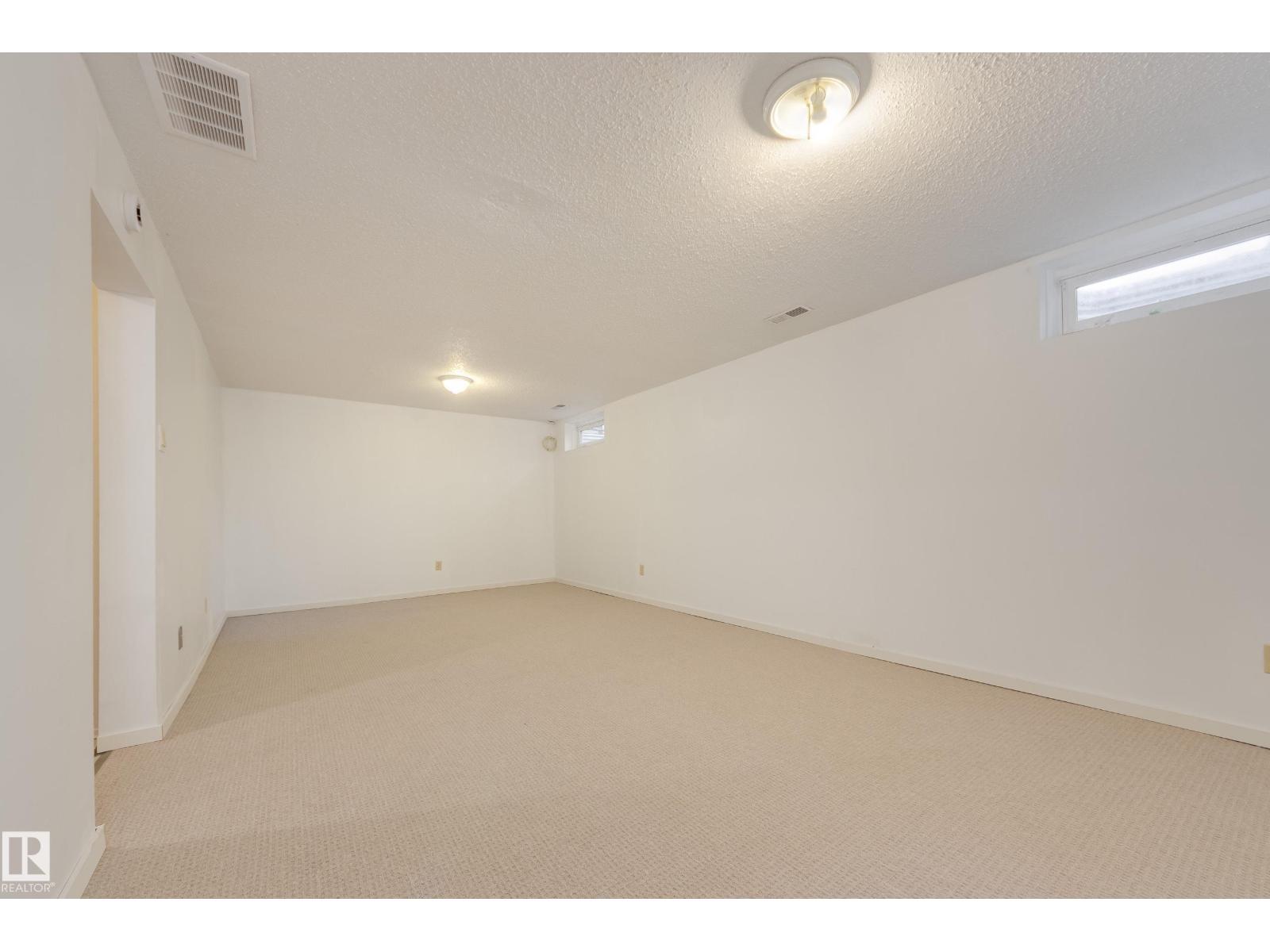 161 Royal Rd Nw, Edmonton, Alberta  T5J 2E7 - Photo 35 - E4465112