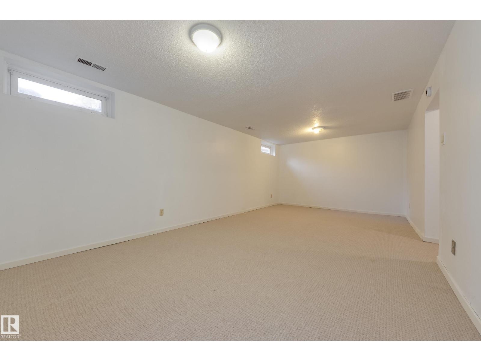 161 Royal Rd Nw, Edmonton, Alberta  T5J 2E7 - Photo 36 - E4465112