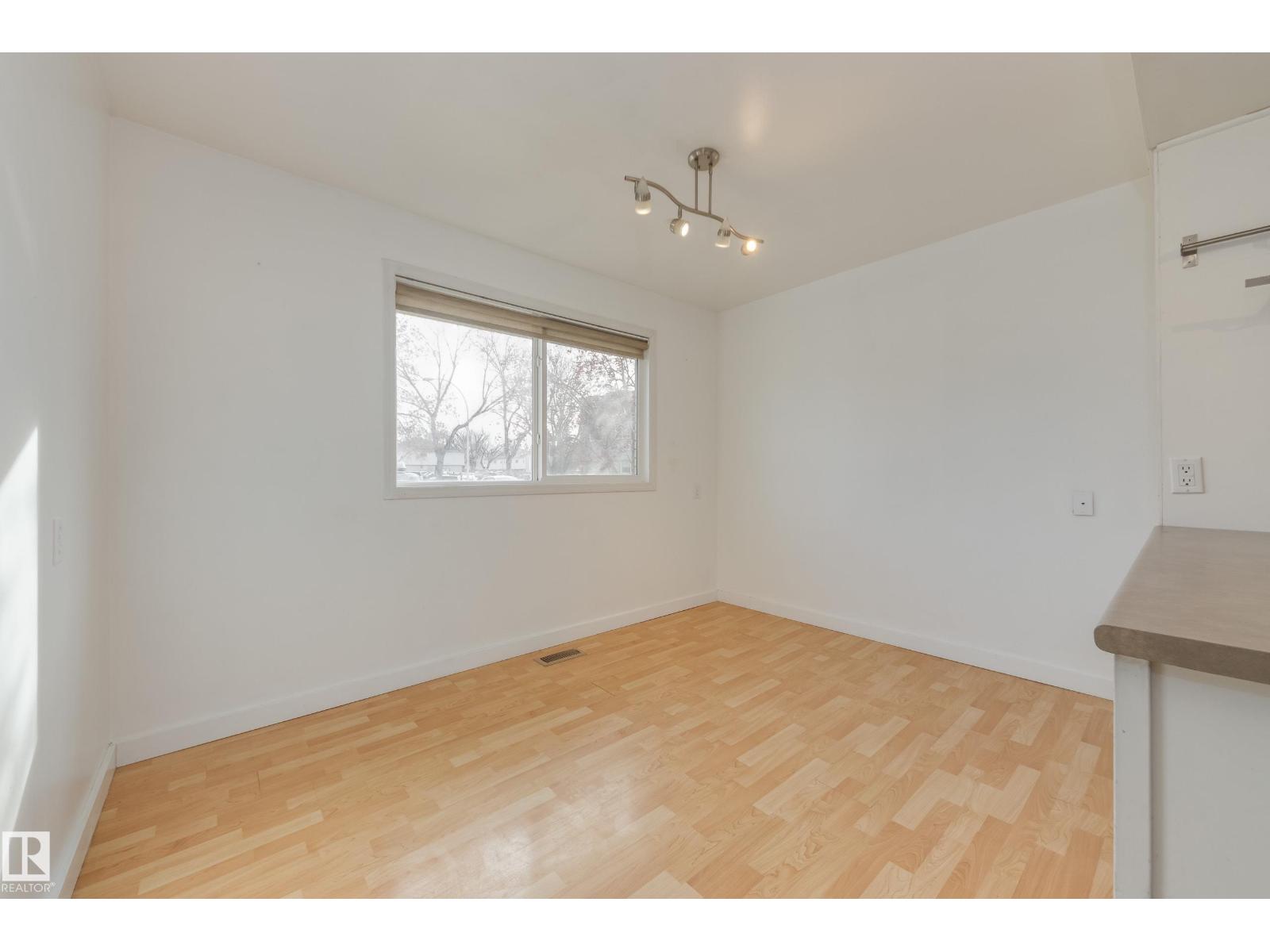 161 Royal Rd Nw, Edmonton, Alberta  T5J 2E7 - Photo 8 - E4465112