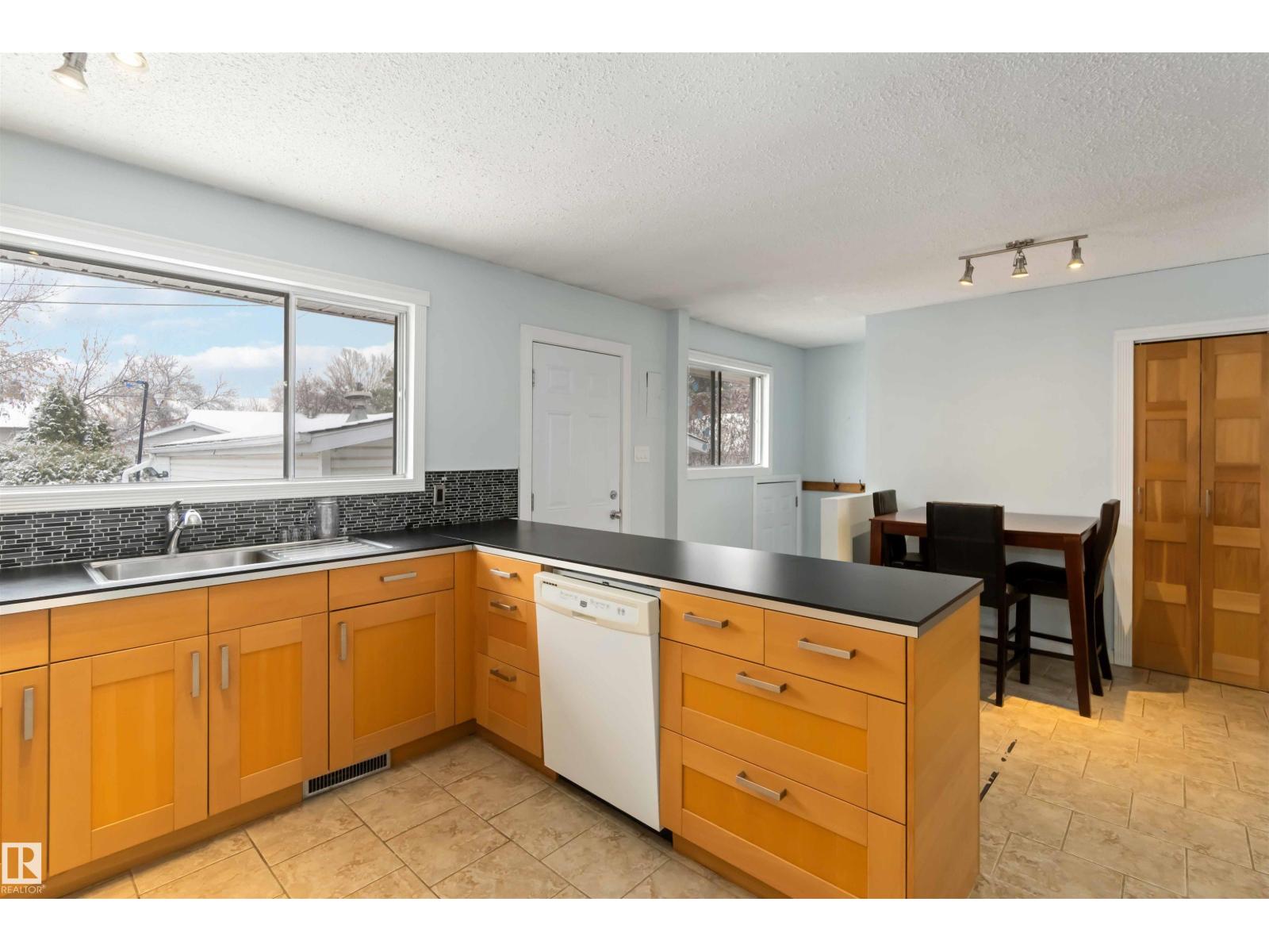 17 Ross, Fort Saskatchewan, Alberta  T8L 3M9 - Photo 15 - E4465113