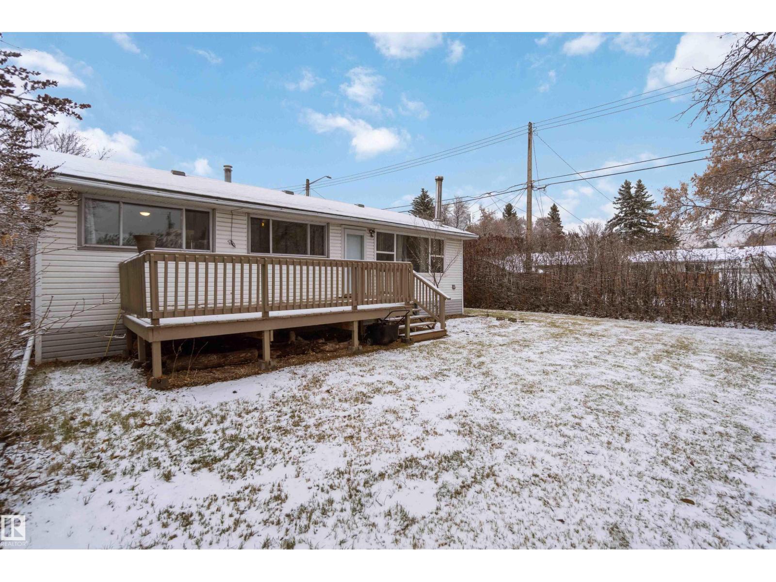 17 Ross, Fort Saskatchewan, Alberta  T8L 3M9 - Photo 3 - E4465113