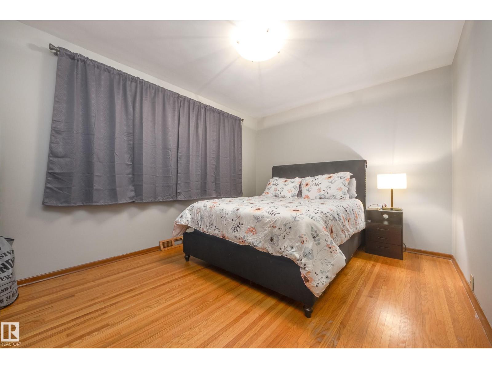 7315 83 St Nw, Edmonton, Alberta  T6C 2Y5 - Photo 14 - E4465114