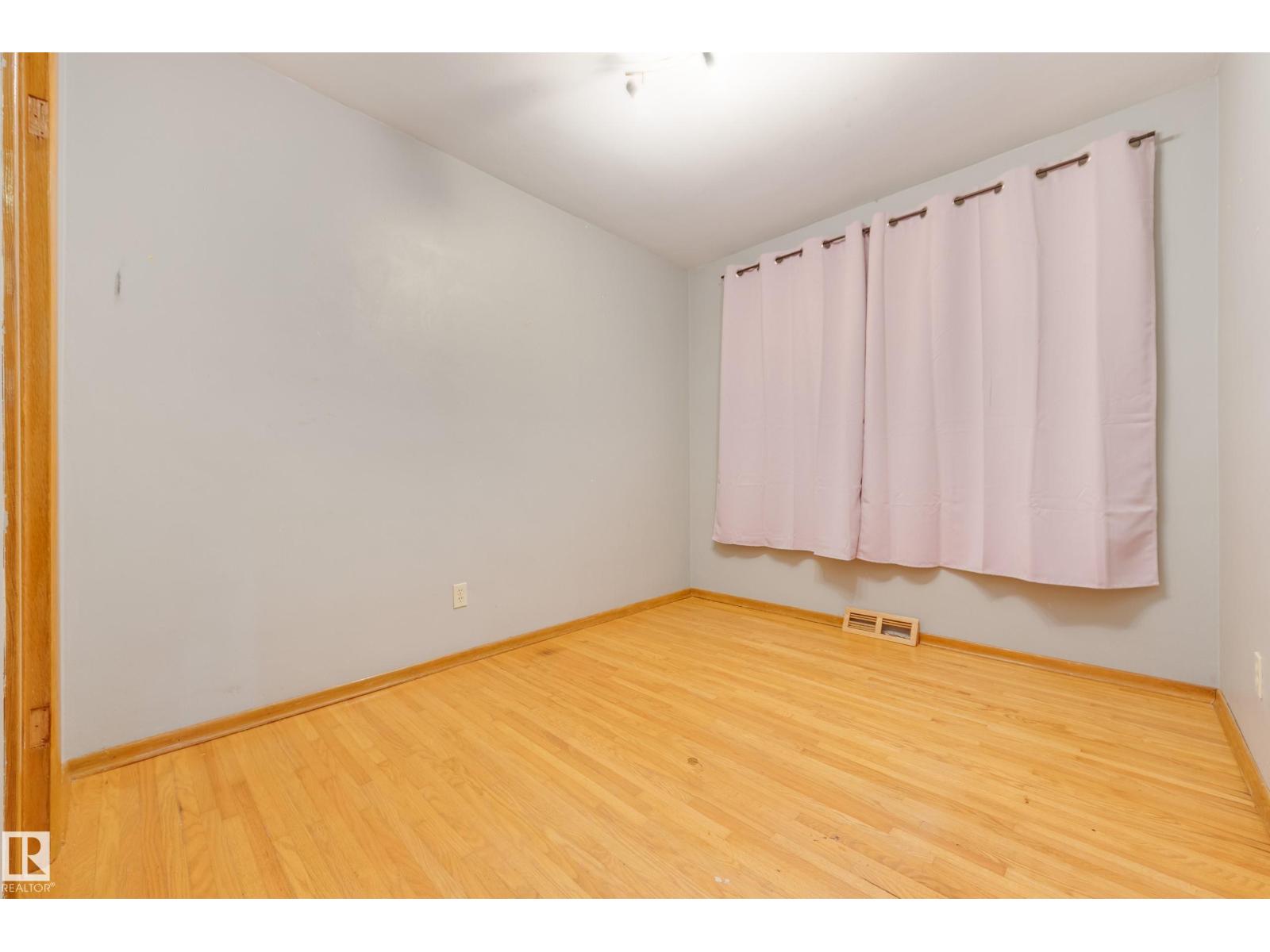 7315 83 St Nw, Edmonton, Alberta  T6C 2Y5 - Photo 16 - E4465114