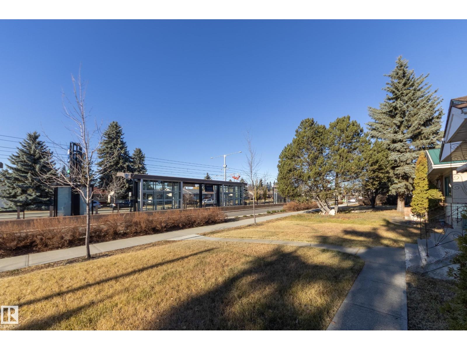 7315 83 St Nw, Edmonton, Alberta  T6C 2Y5 - Photo 2 - E4465114