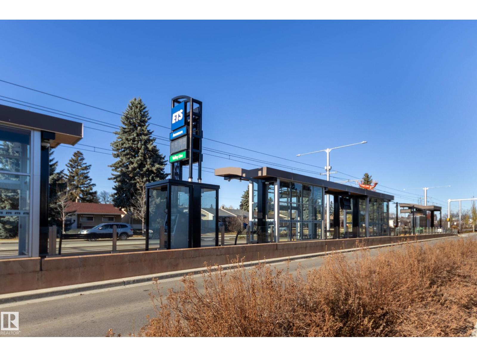 7315 83 St Nw, Edmonton, Alberta  T6C 2Y5 - Photo 3 - E4465114