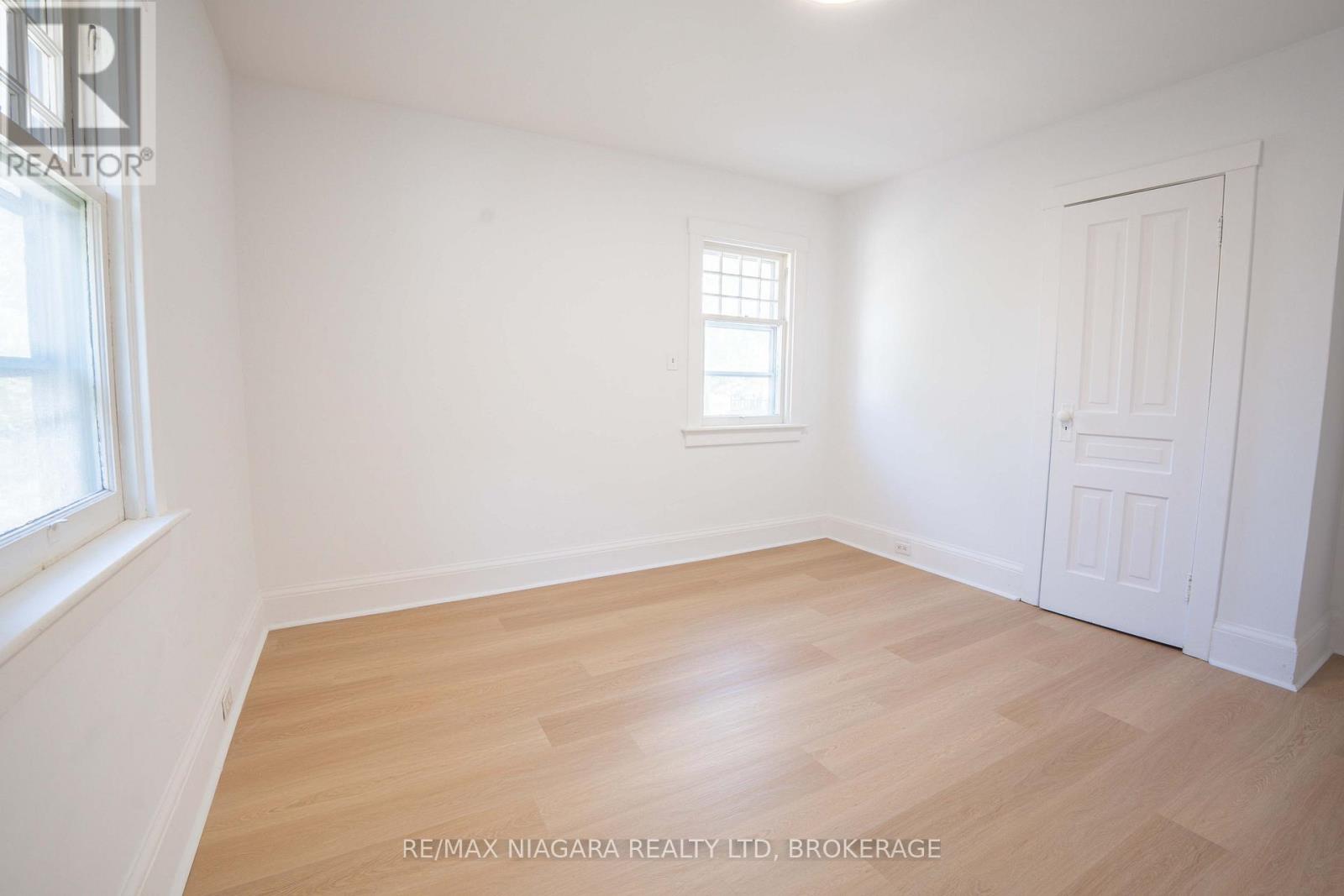 249 Russell Avenue, St. Catharines, Ontario  L2R 1X1 - Photo 22 - X12488382