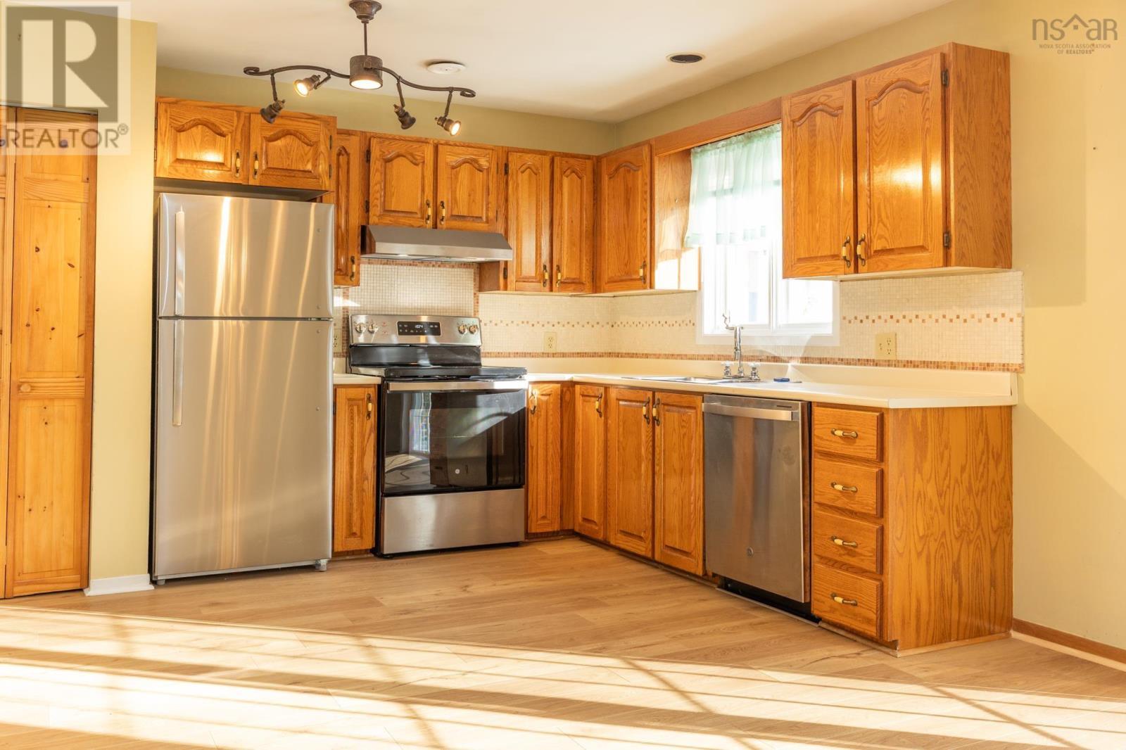 132 Highway 1, Dayton, Nova Scotia  B5A 5A1 - Photo 16 - 202527417